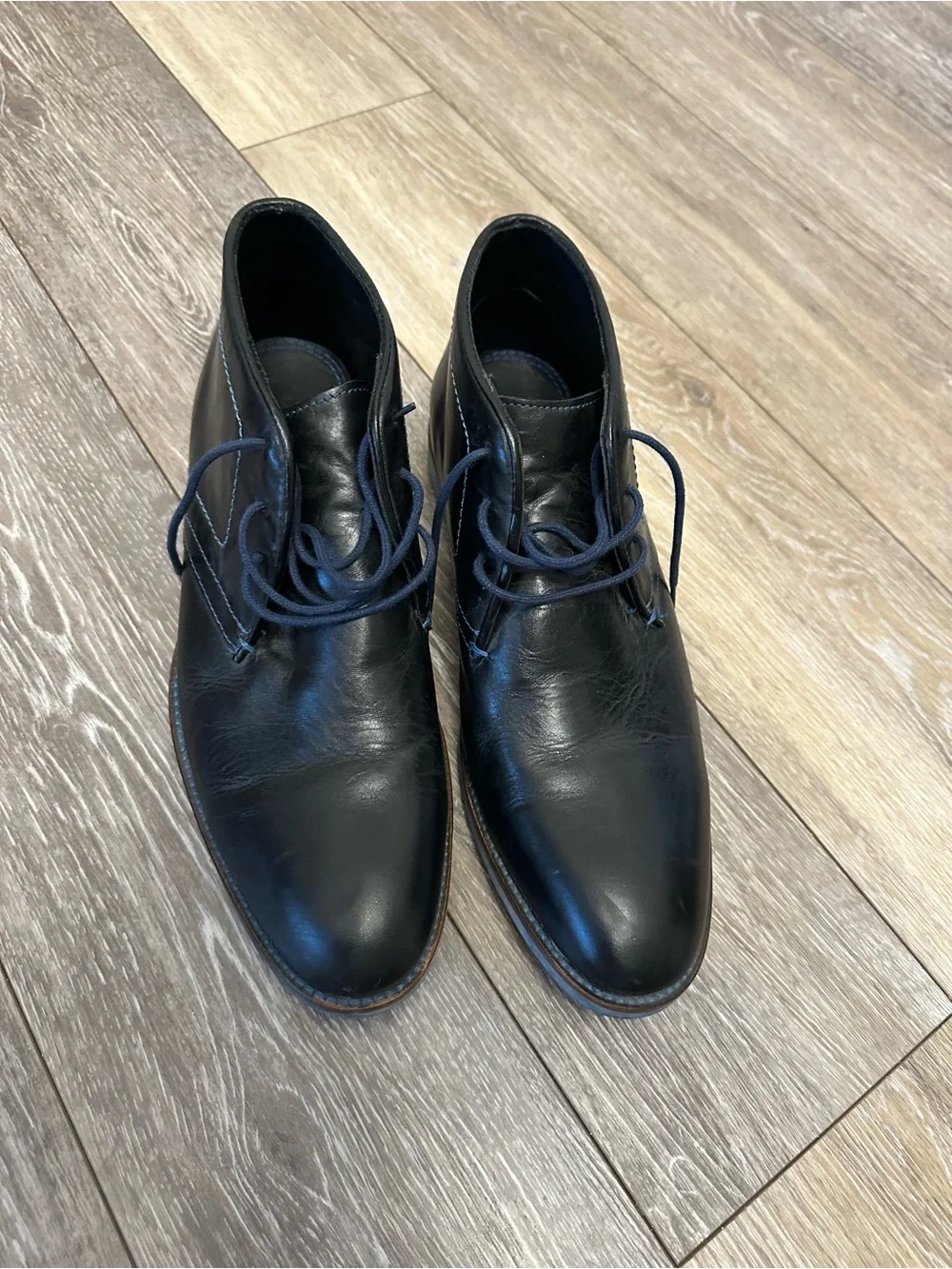 Donald J Pliner Elio Black Leather Chukka Boots
